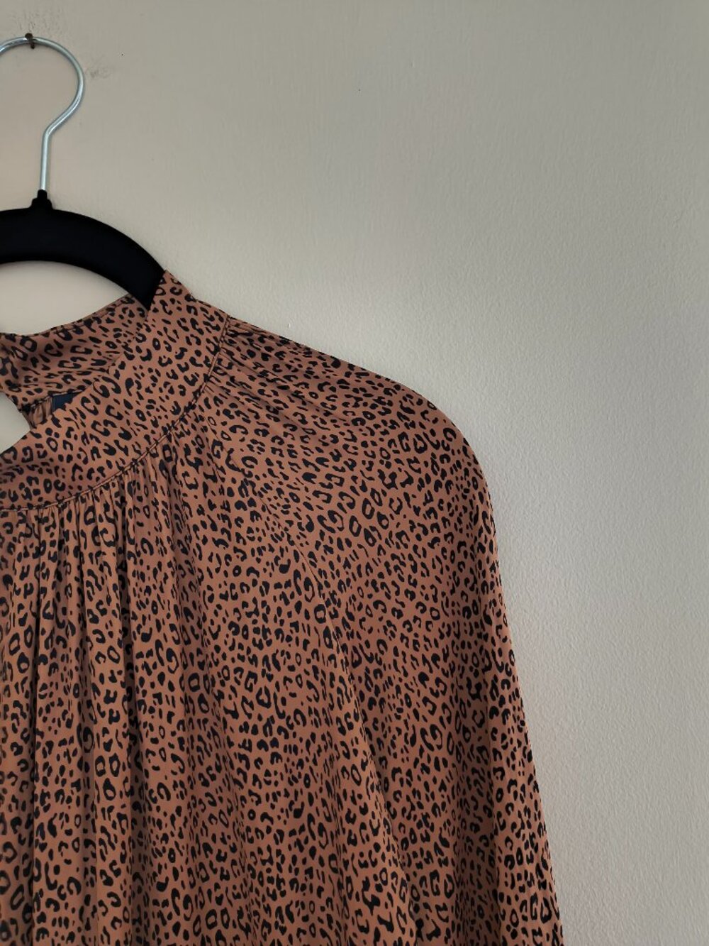 Gap Leopard Print Long Sleeve Blouse